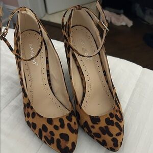 BAMBOO Leopard Print Ankle-Strap Pumps - Tan/Black